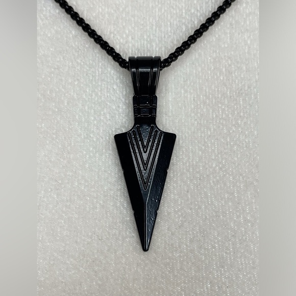 Black Arrow Charm Necklace Unisex - Picture 10 of 11